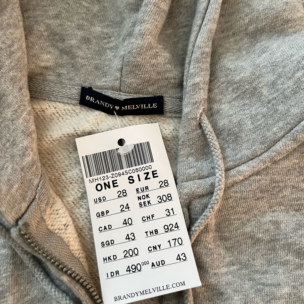Brand new Girl Sweatshirt jacket. Never worn smoke free home. Brandy Melville